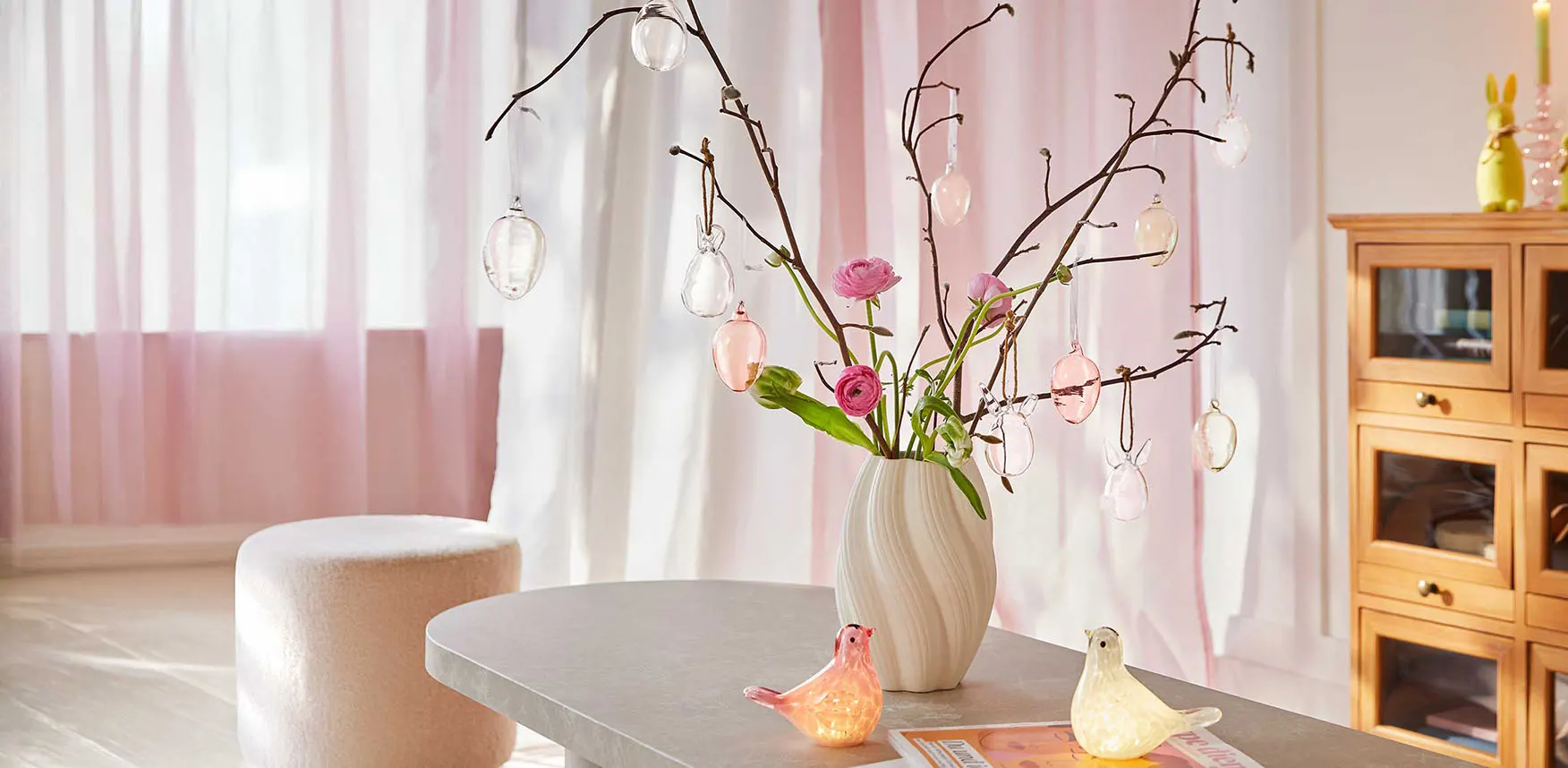 Decorațiuni de masă de Paște.